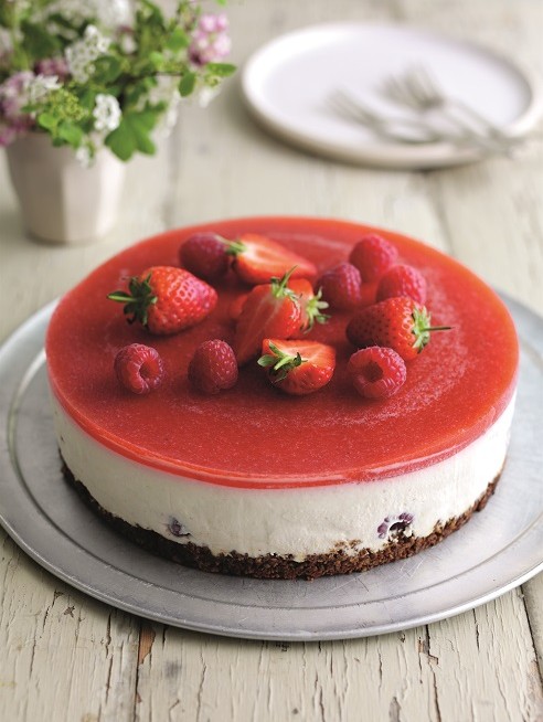 Summer berry cheesecake