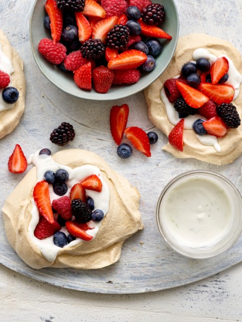 Berry Vegan Pavlova