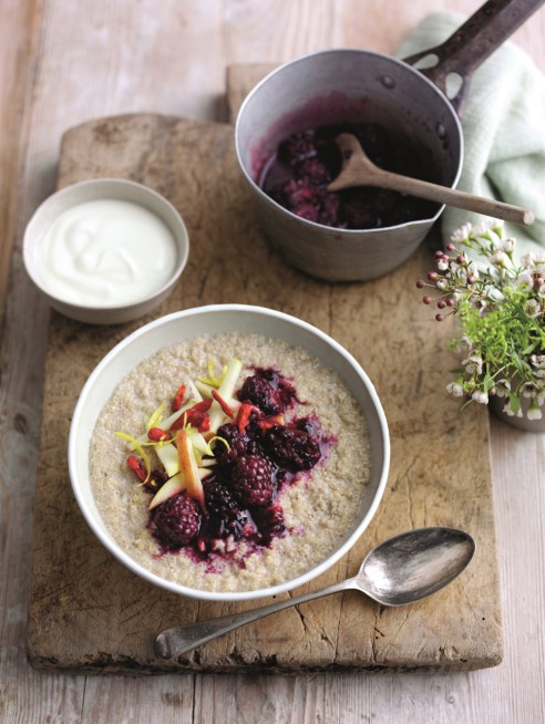 Blackberry Compote with Quinoa Porridge