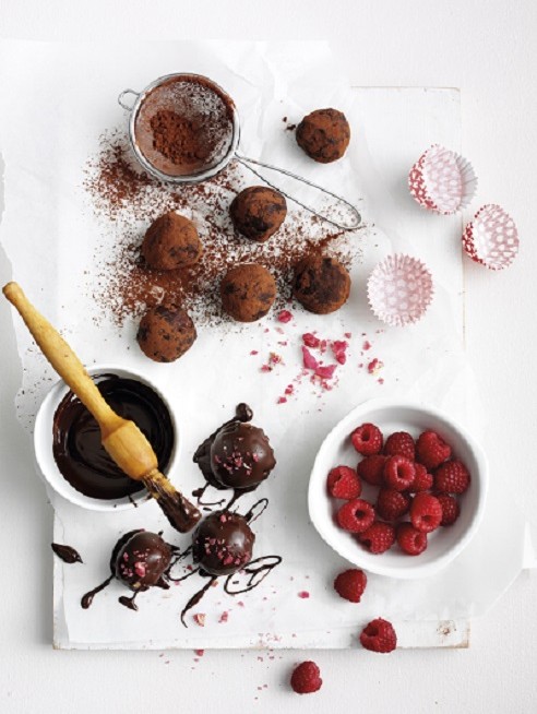 Chocolate berry truffles